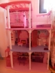 Se vende casa para munecas. Tel.829-305-8403