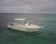 Lancha reci�n importada de USA, no es matriculada en republica dominicana por lo que la persona interesada deber� consultar sus posibilidades en la marina de guerra local.
 -Dos motores Yamaha Twin 130HP dos tiempos Precision Blend 

-Todos los relojes Relojes digitales 

-Cabina completa con 2 camas 

-Bombas de achique 

-2 Baterias americanas 

-Lavamanos, inodoro 

-Agua dulce a presion con tanque de 50 gals + manguera 

-Agua salada a presion 

-Estanque de carnada viva 

-Capacidad  de combustible 150 galones 

-Ancla completa y soga de 200 pies. 

-Boyas defensas. 

-GPS/Fish Finder RAYMARINE 

-VHF UNIDEN-JVC CD player
-4 varas de pesca (2 Penn y 2 Bite My Tackle), c/carretes 30 y 50 

-2 redes de pesca de fondo
-Protectores originales Yamaha para motores fuera de bordas
-8 portabaras y 2 porta tangones
-Equipo de primeros auxilios con 5 salvavidas, bengalas, pitos, botiquin...
 