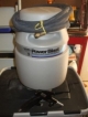 air tank for etching and sand blasting cleaning concrete etc new never been used 
with hose and gun  829-917-0610