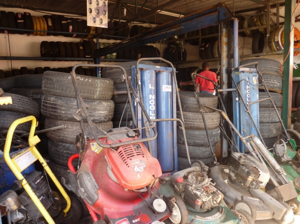 Special workshop tire for change and full service vacation rental in Cabarete