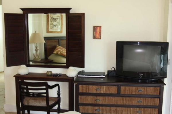 Quiet fully furnished beachfront apartment vacation rental in Cabarete