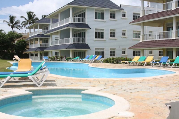 Quiet fully furnished beachfront apartment vacation rental in Cabarete